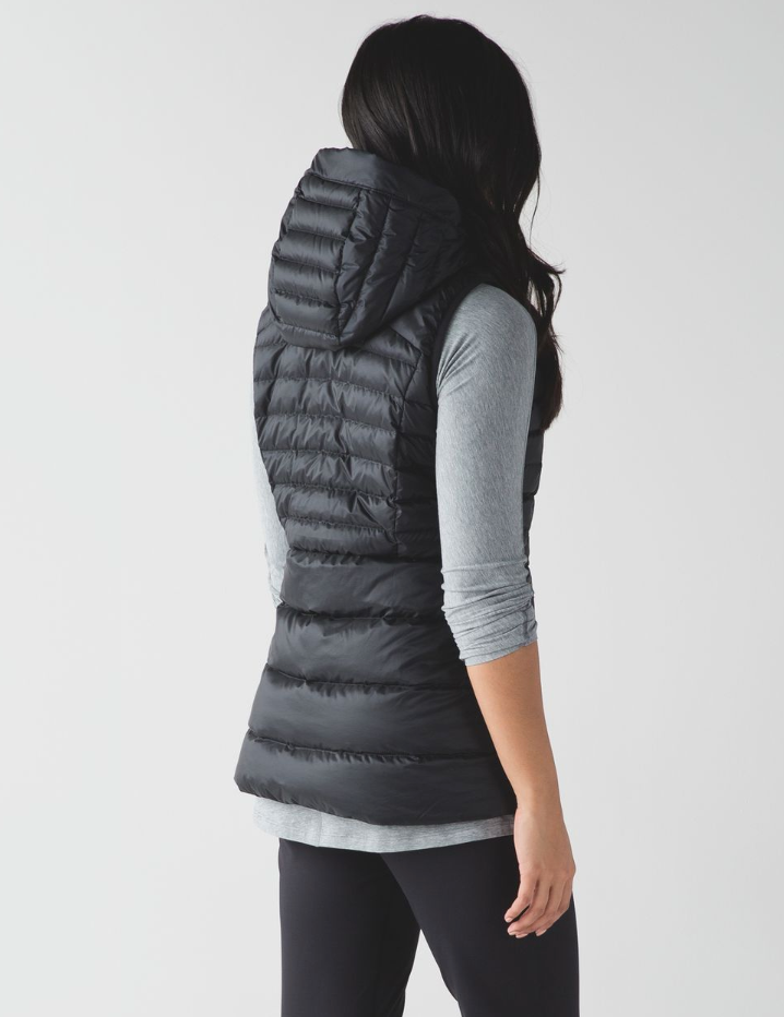 Lululemon Down For It Vest in Black | Sz 6