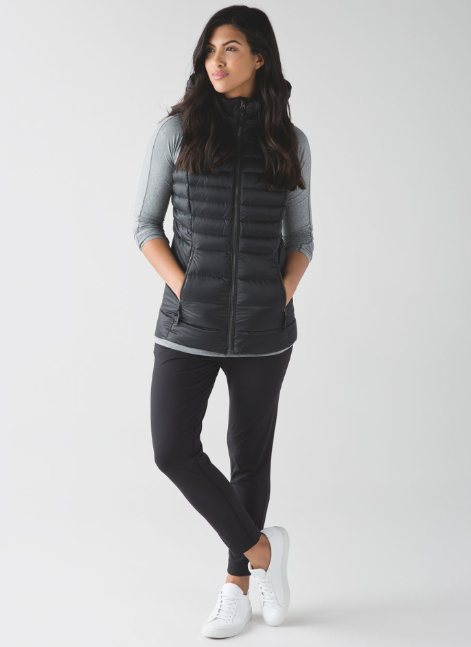 Lululemon Down For It Vest in Black | Sz 6