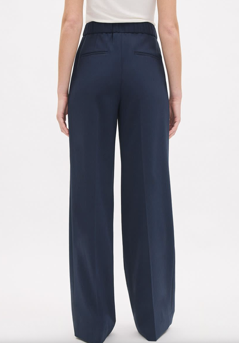 RW& Co Navy Dress Pants | Medium (N46S20)