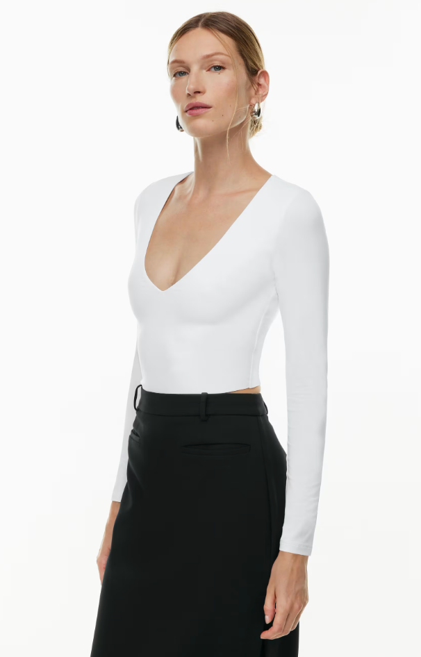 Babaton / Aritzia Contour V-neck Long Sleeve in Bone | Large (N198C8)