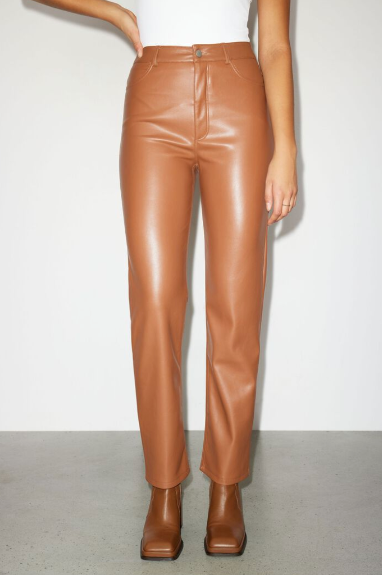 Dynamite Gisele Straight Leg Faux Leather Pants | 10 (N194C8)