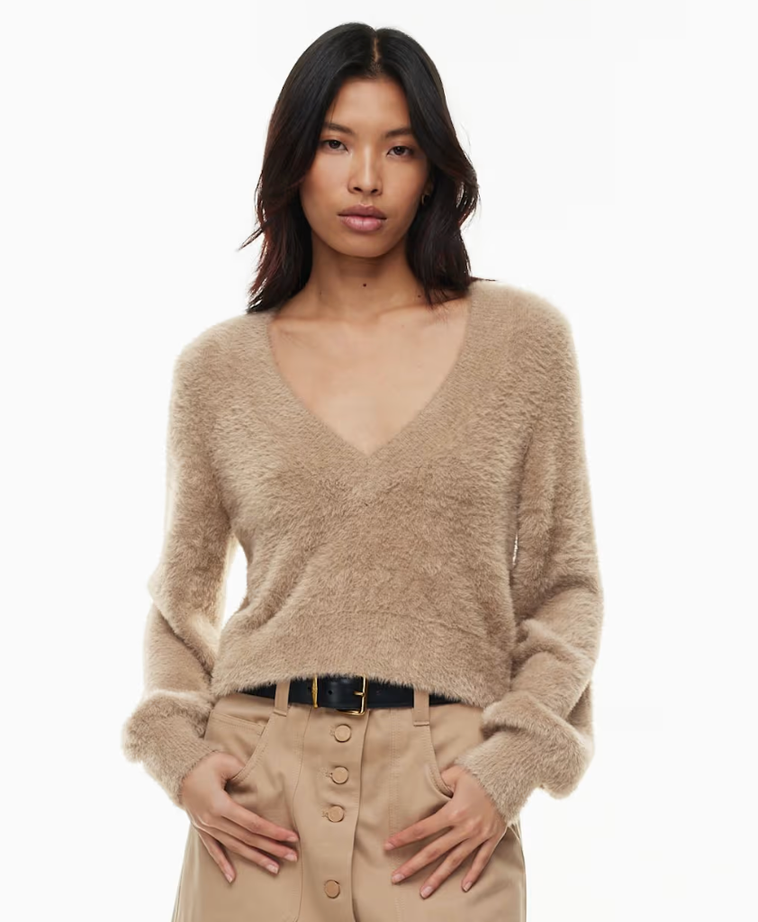Sunday Best / Aritzia Kitten V-neck Sweater | XXS (N243A22)