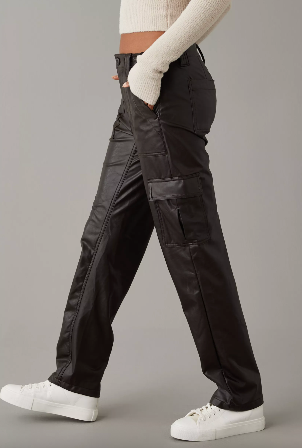 AE Stretch High-Waisted Vegan Leather Straight Cargo Pant | Sz 4 (N211K6)