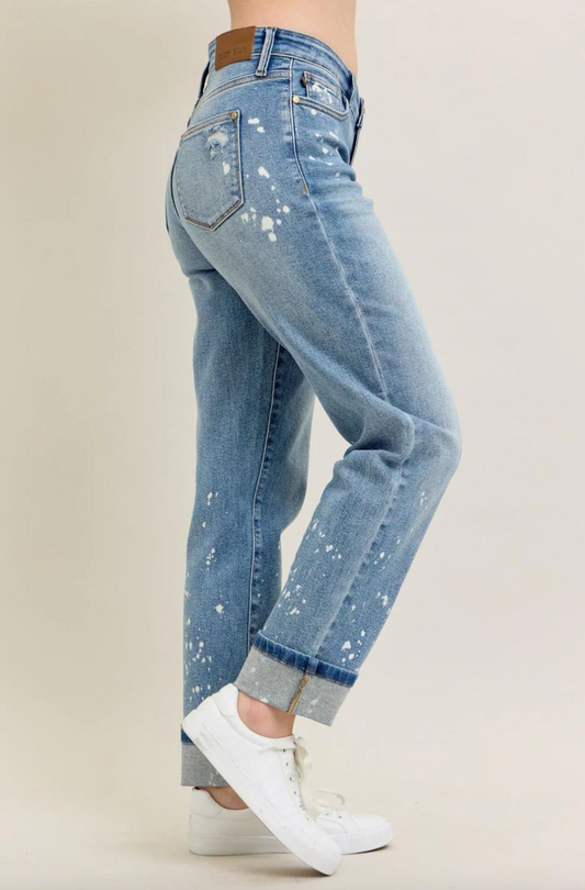 Judy Blue Mid Rise Bleach Splatter Cuffed Boyfriend Jeans | Sz 25 (N205M6)