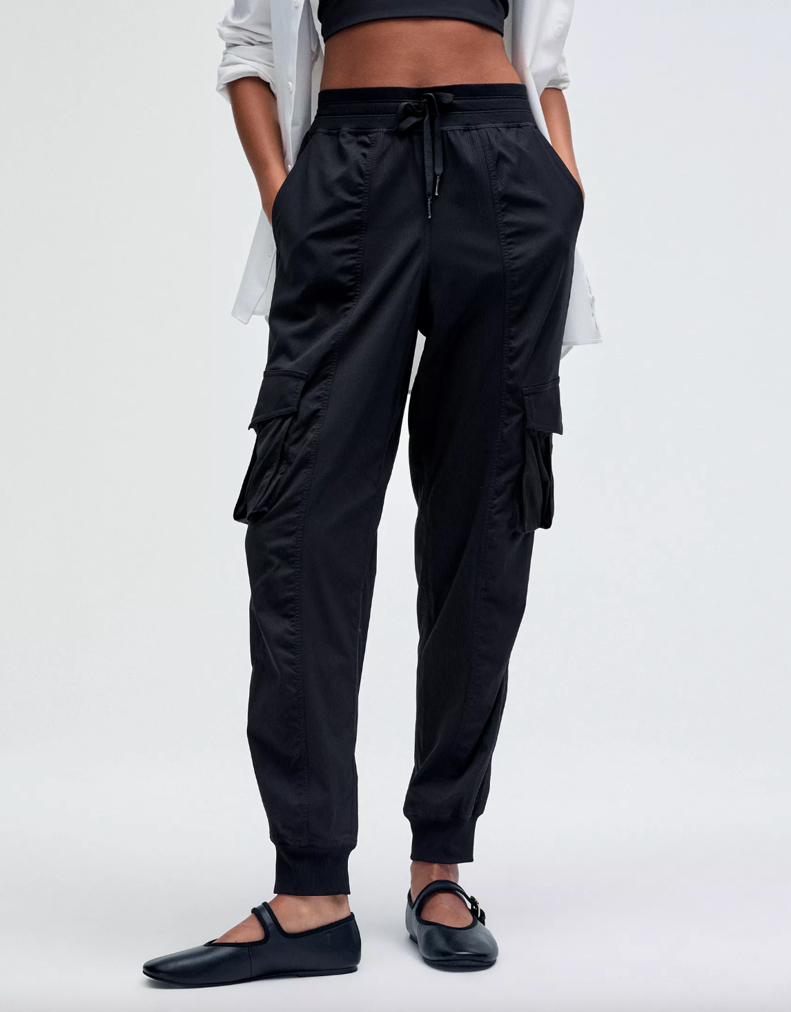Lululemon Dance Studio Relaxed-Fit Mid-Rise Cargo Jogger| Medium (D019C8)