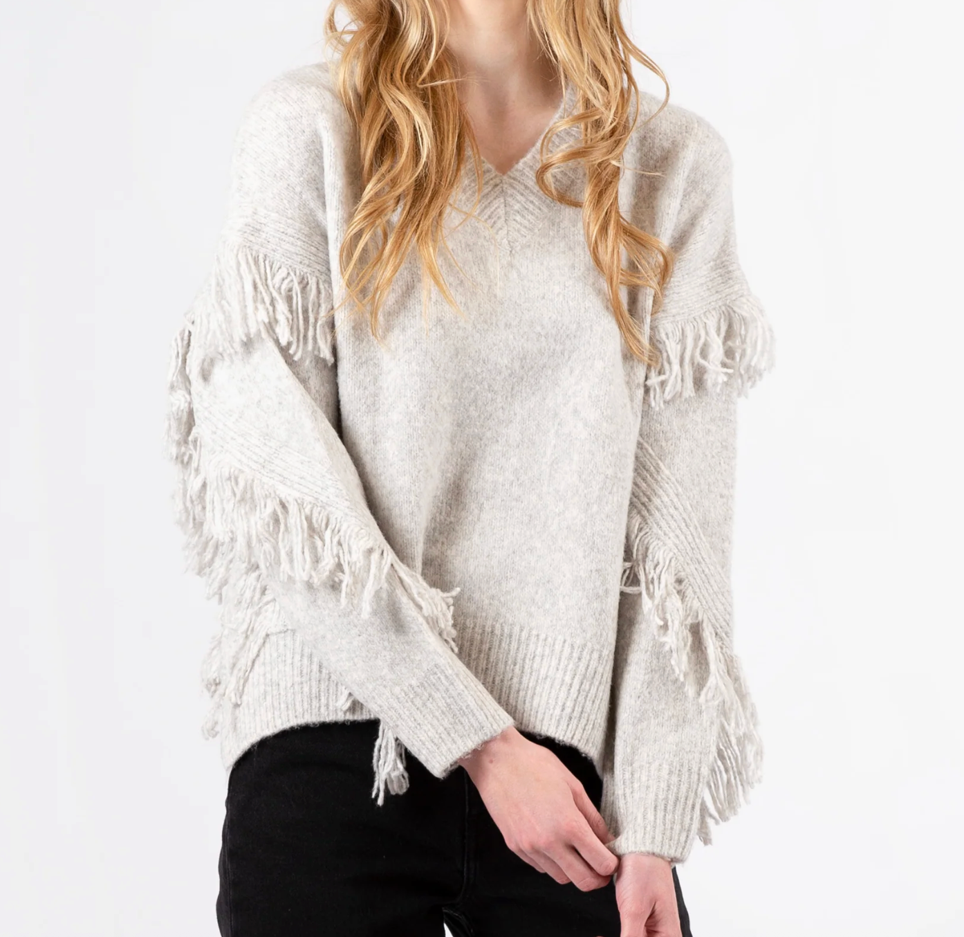 Lyla & Luxe Bindi Fringe Sweater in Grey | Sz Small (Oversized)(J38L9)