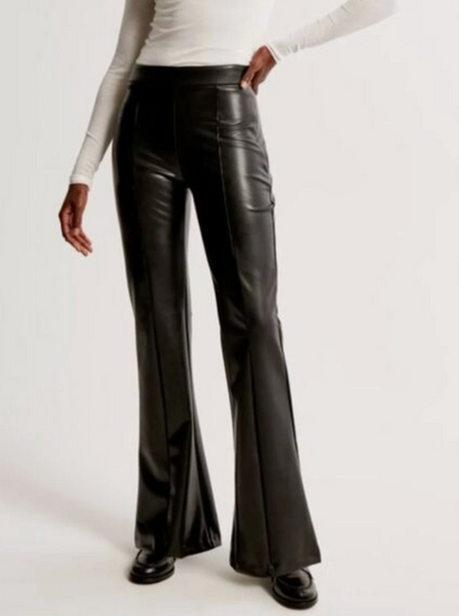 A&F Vegan Leather Flare Pants | Sz Medium (J171K9)