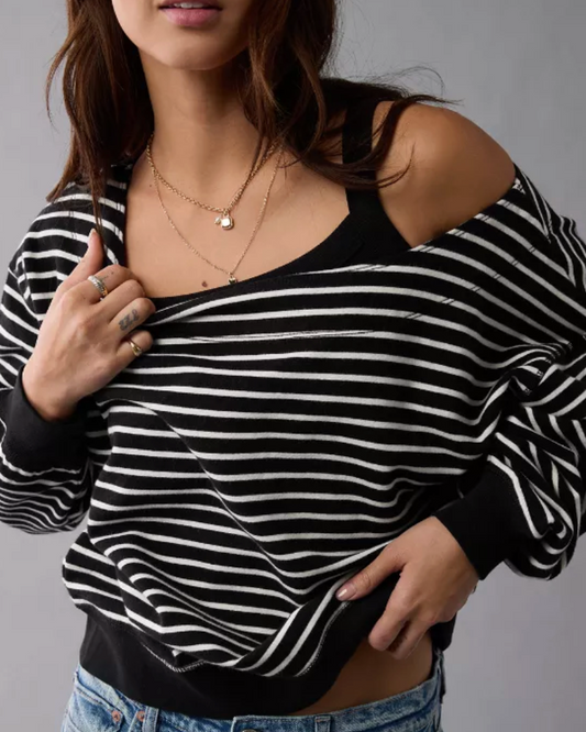 AE Off The Shoulder Black/White Sweatshirt | Sz XXS (fits like Small) (M16W7)