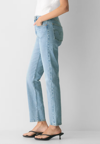 Levi's 501 Light Wash Denim | Sz 29 (M144O9)