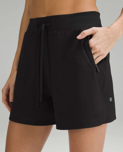 Lululemon License to Train High-Rise Short 4" | Sz 6