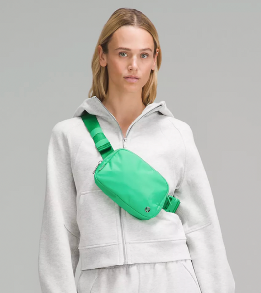 Lululemon Everywhere Belt Bag 1L - Raceway Green