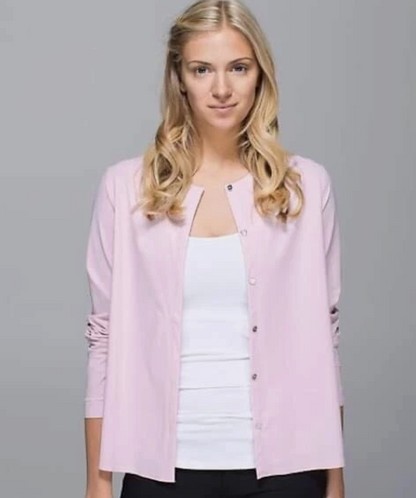 Lululemon Solo Blouse *Full Button Up Cream/Pink | Sz Small