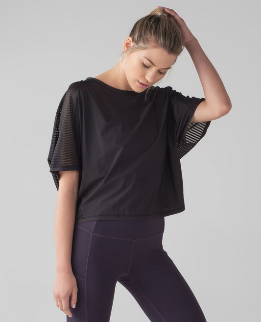 Lululemon Lean In Short Sleeve Shirt in Black | Sz Approx Large