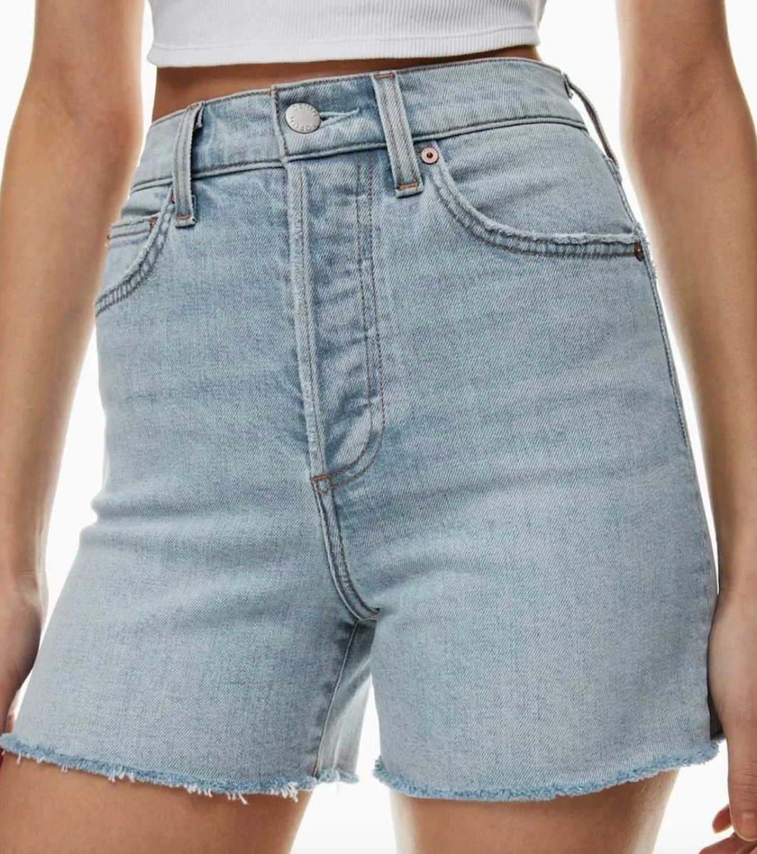 Denim Forum 50s Arlo High Rise Shorts  | Sz 25