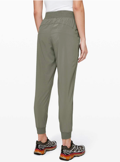 Lululemon Wanderer Jogger in Grey Sage | Sz 6