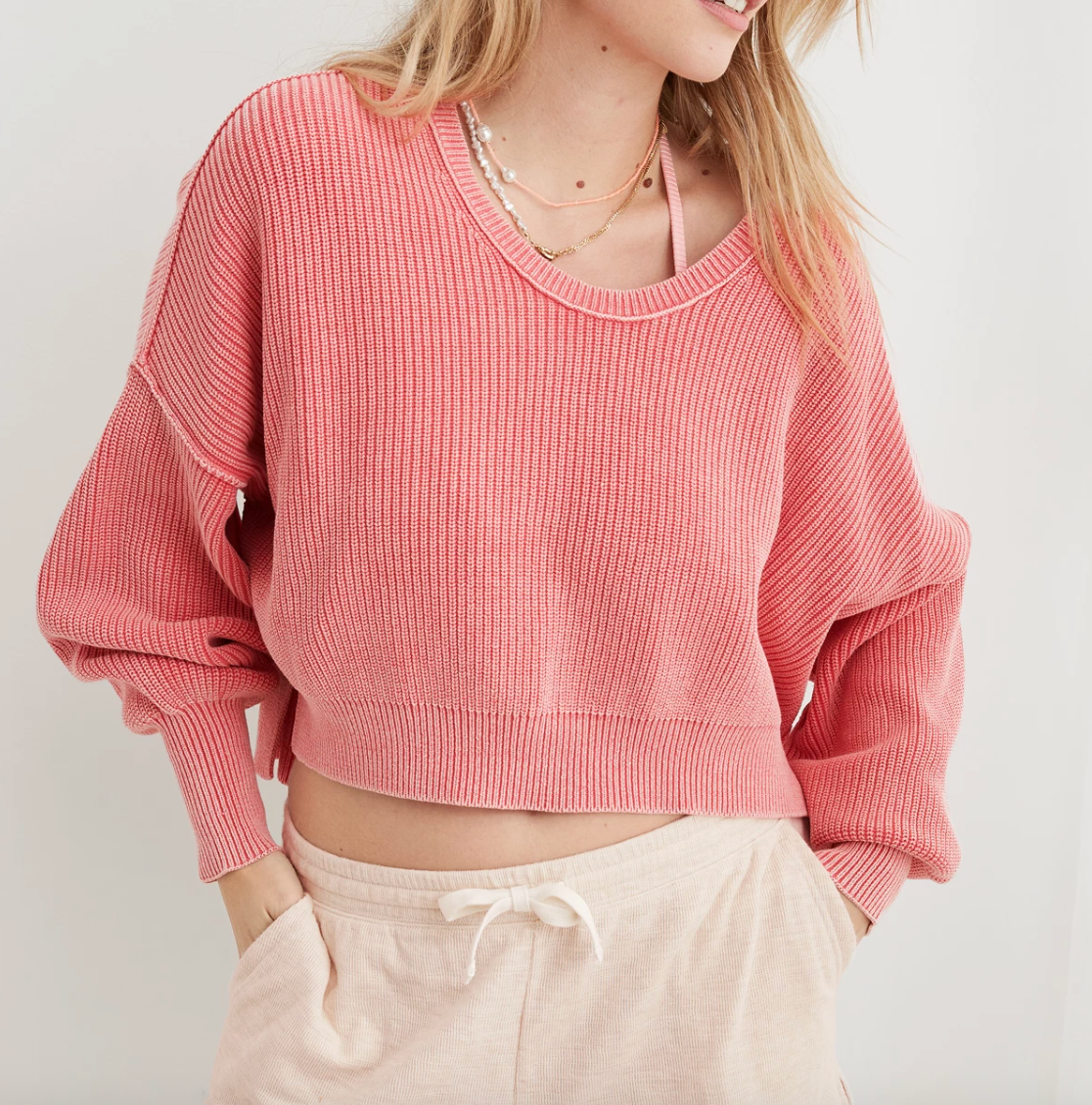 Aerie Beyond Sweater (Cropped) in Haute Coral | Sz Medium