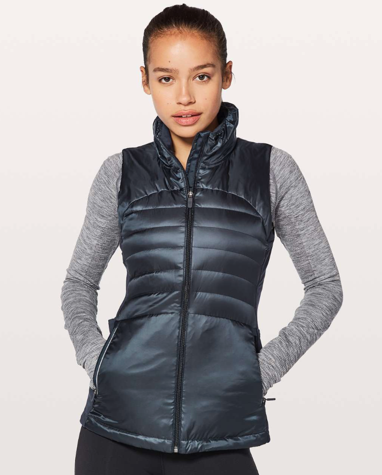 Lululemon Down for a Run Vest II in Inkwell | Sz 6