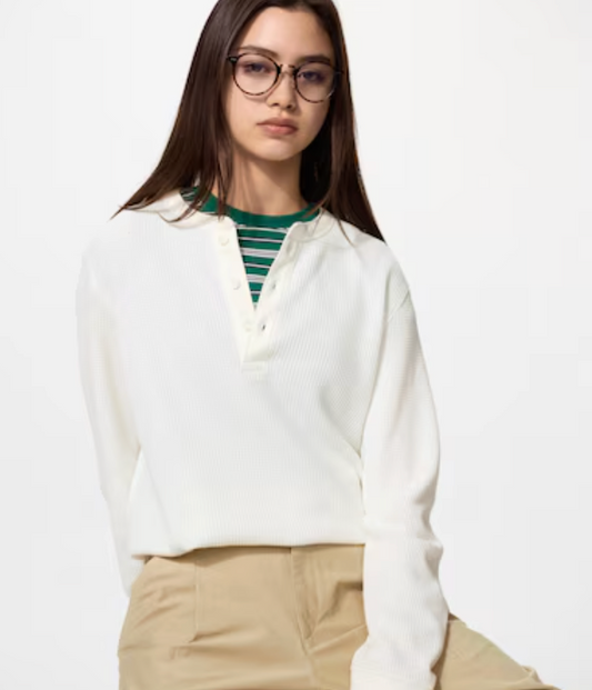 Uniqlo Waffle Texture White Henley Shirt | Sz Small (Oversized)