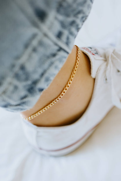 Sydney Rose Co: Gold Curb Chain Anklet 18K Filled Summer Staple