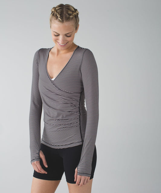 Lululemon Sunset Salutation Long Sleeve | 8 (O164W10)